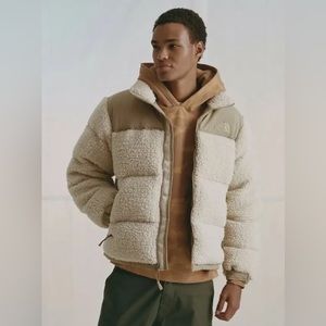 BNWT - The North Face Sherpa Nuptse Jacket Sand/Kelp Tan